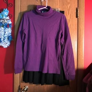 ❄️2/$25❄️. EUC Purple Turtleneck Shirt
